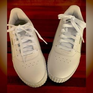 Women’s Puma Carina Sneaker